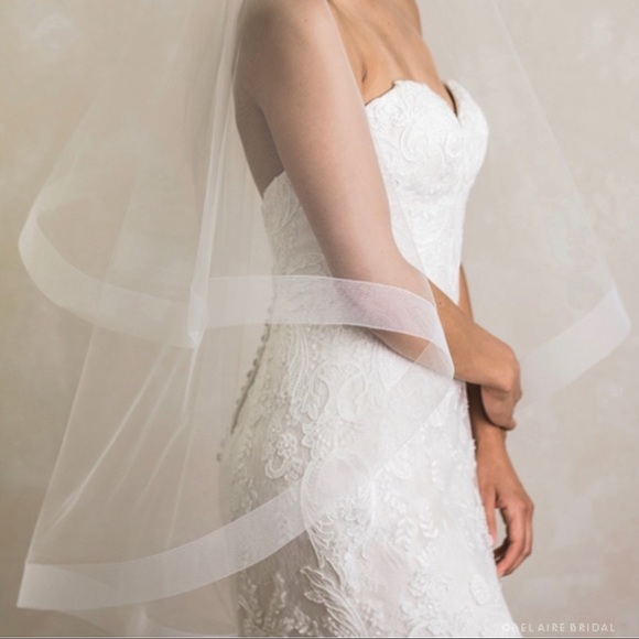 Allure High Low With Pockets And Free Veil. - Picture 4 of 5